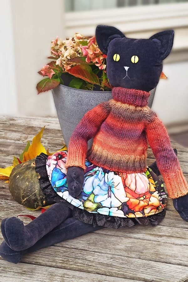 black cat plush toy free PDF sewing pattern DIY